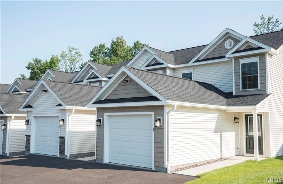 122 Pheasants Run, Clinton, NY 13323 - photo 1