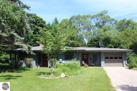 Looking from Fourth St to the house.
