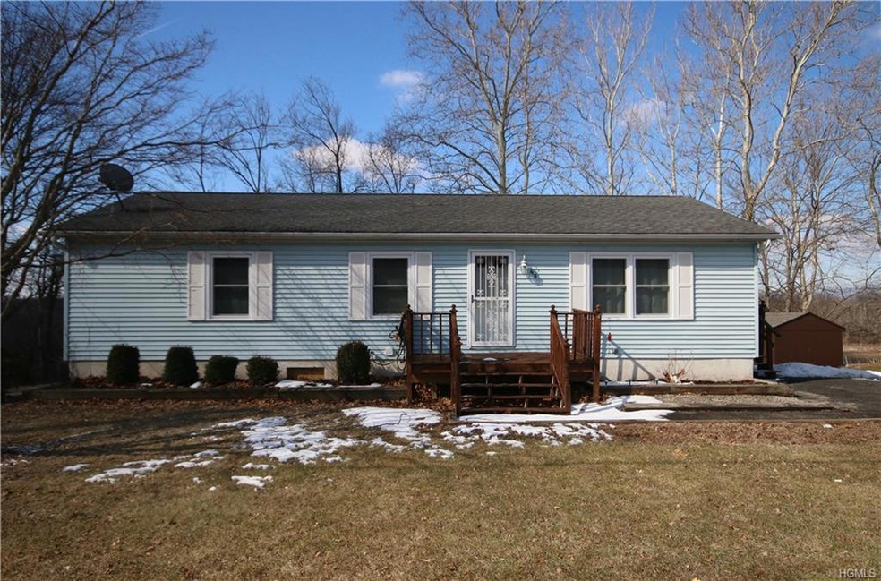 49 Fleetwood Dr, Newburgh, NY 12550 - photo 1