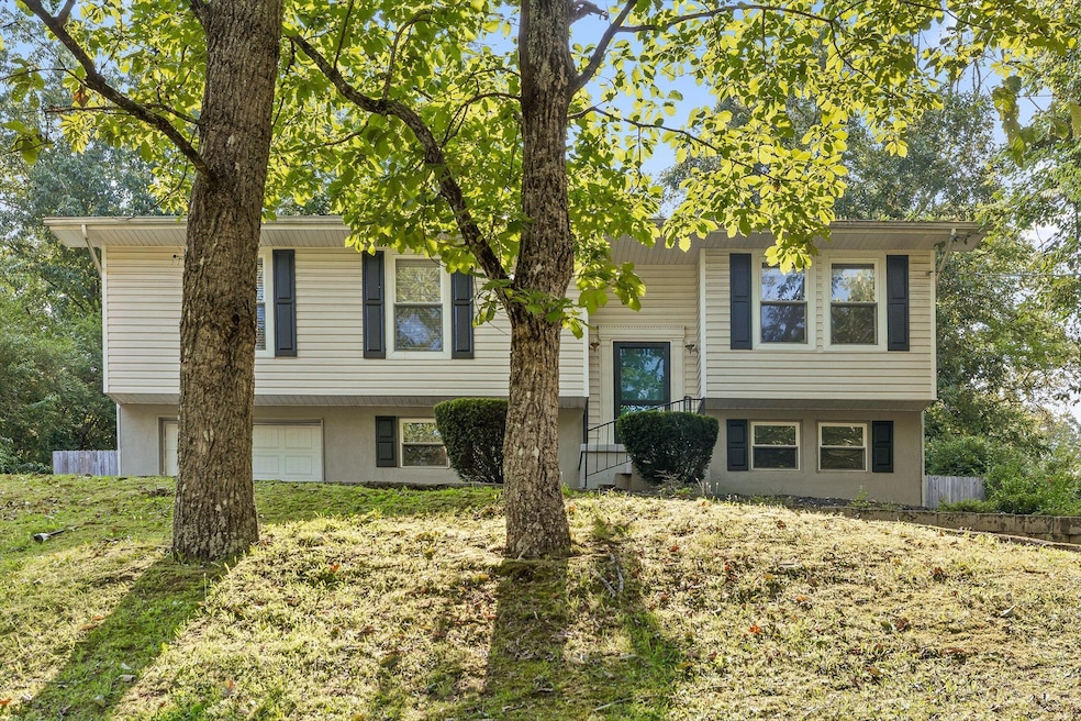 3228 Haywood Ave.