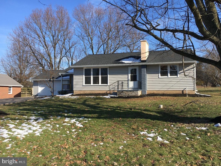 18 Neiffer Rd, Royersford, PA 19468 - photo 1