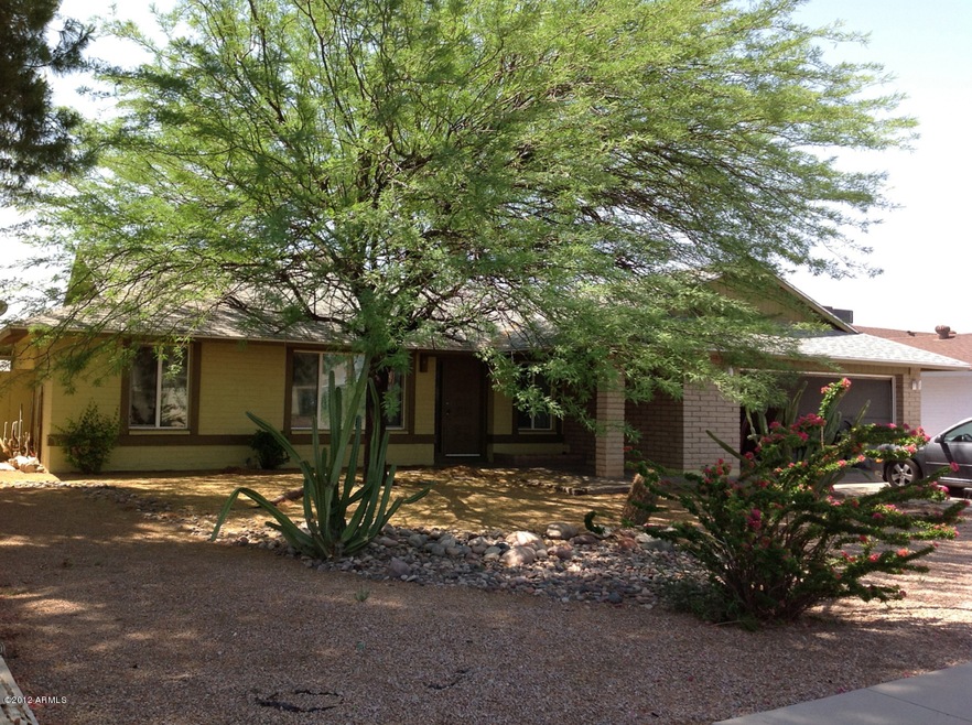 1407 E Bell de Mar