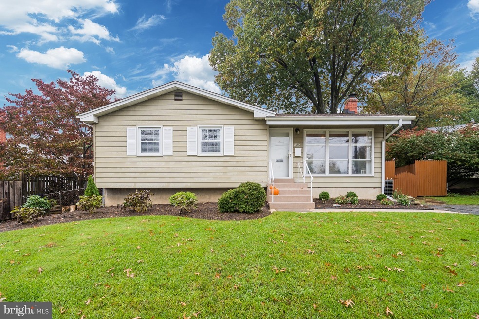 13316 Turkey Branch Pkwy, Rockville, MD 20853 - photo 1