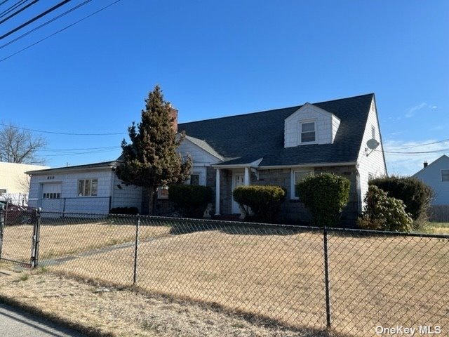 850 Great Neck Rd unit A, Copiague, NY 11726 - photo 1