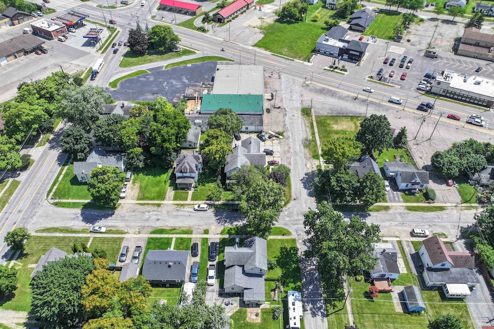 47 Pope St unit 6, Lapeer, MI 48446 - photo 1