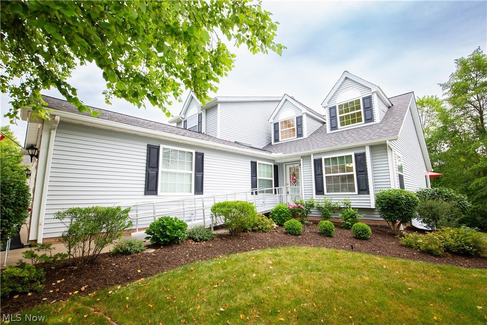 1057 Somerset Ln unit 11, Aurora, OH 44202 - photo 1