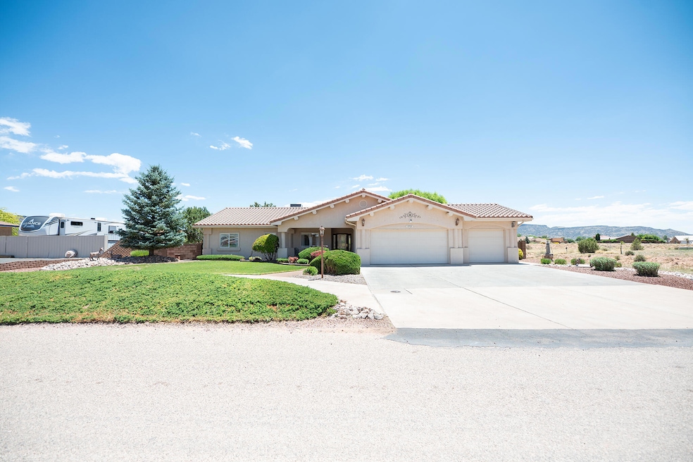 1713 N Hills Blvd, Grants, NM 87020 - photo 1