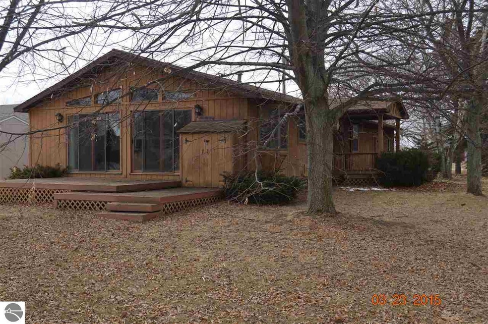 631 Augres River Dr, Au Gres, MI 48703 - photo 1