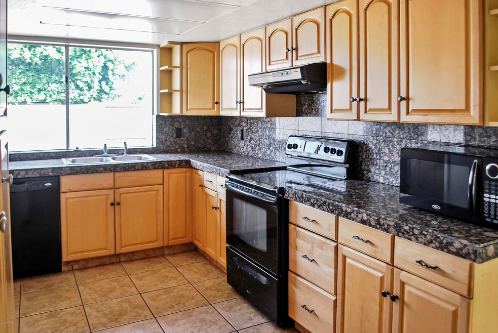 3 - kitchen 1