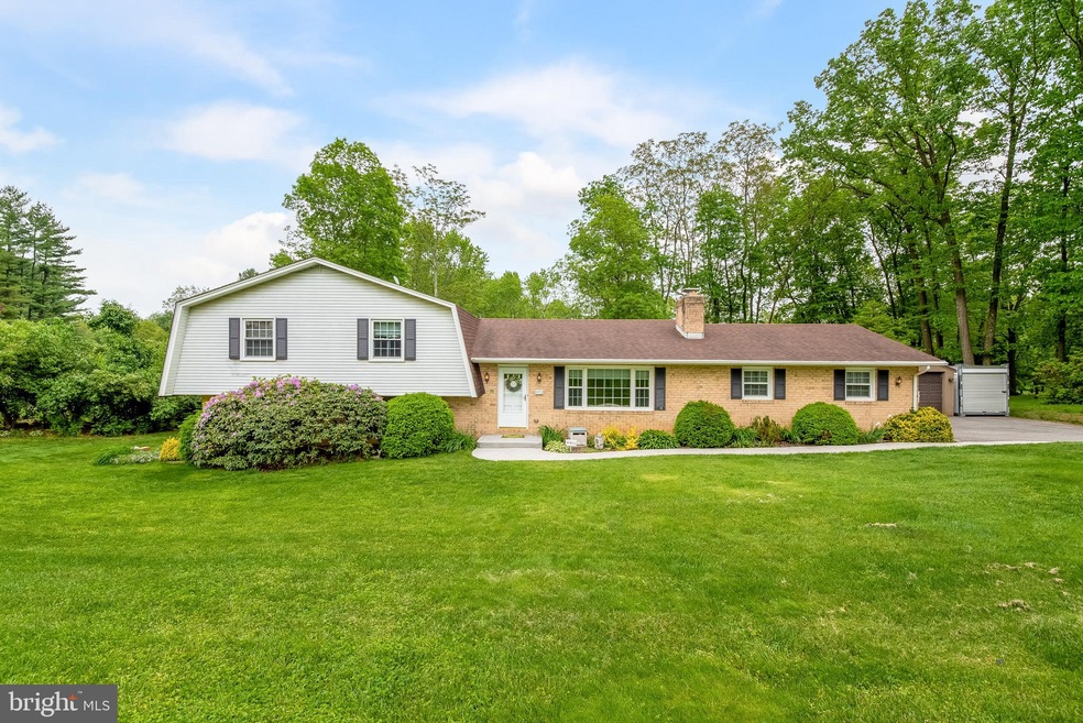 5932 Grace Lee Ave, Sykesville, MD 21784 - photo 1