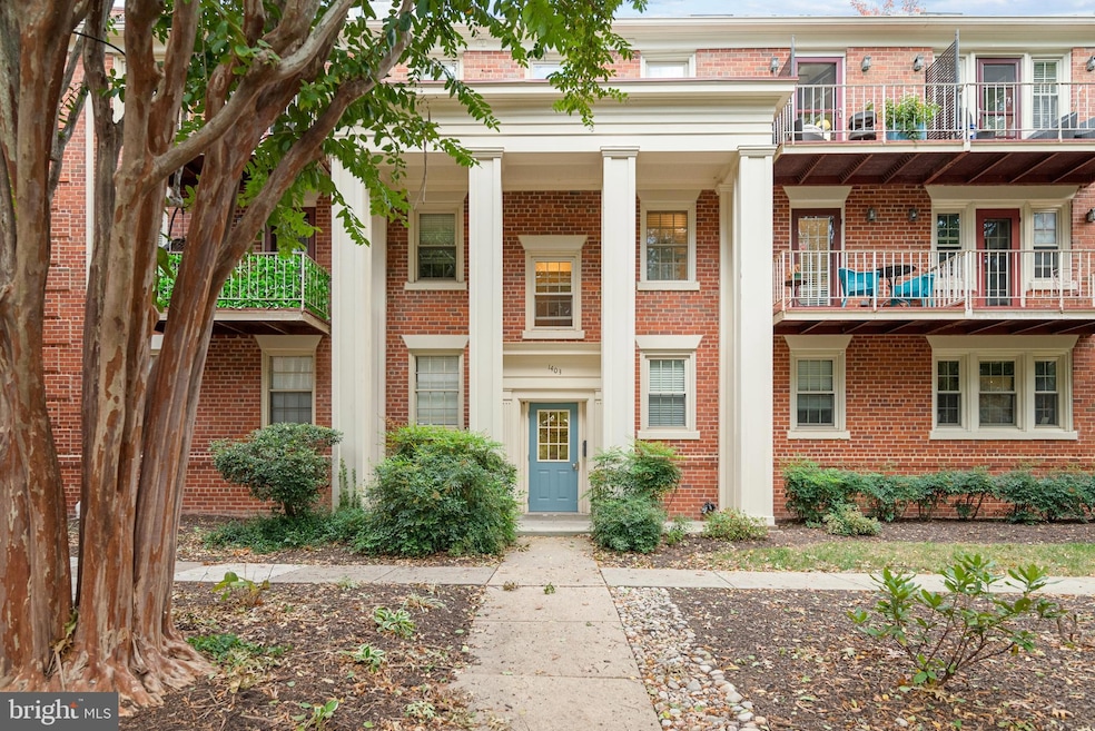 1403 E Abingdon Dr unit 6, Alexandria, VA 22314 - photo 1