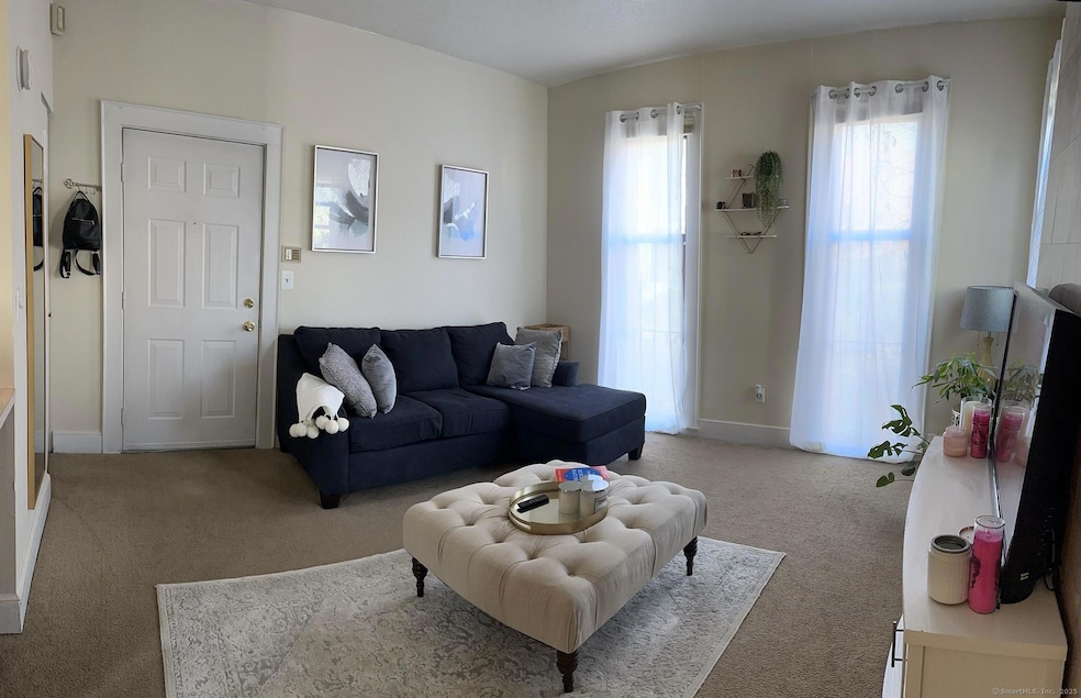 31 Alden St unit A, Hartford, CT 06114 - photo 1