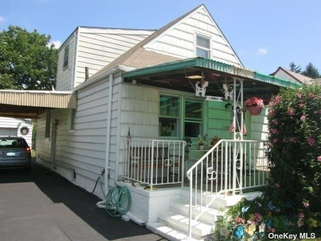 Sold $560,000 • Co-Listing Agent