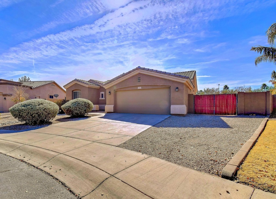 1767 E Carob Dr, Chandler, AZ 85286 - photo 1