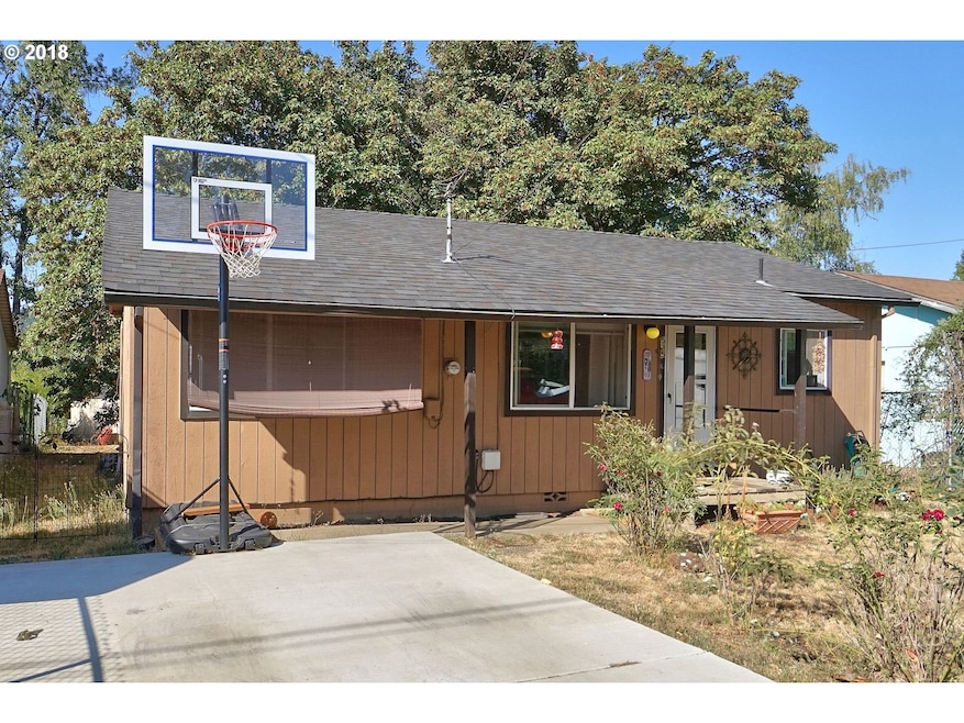 525 SW Monroe St, Sheridan, OR 97378 - photo 1