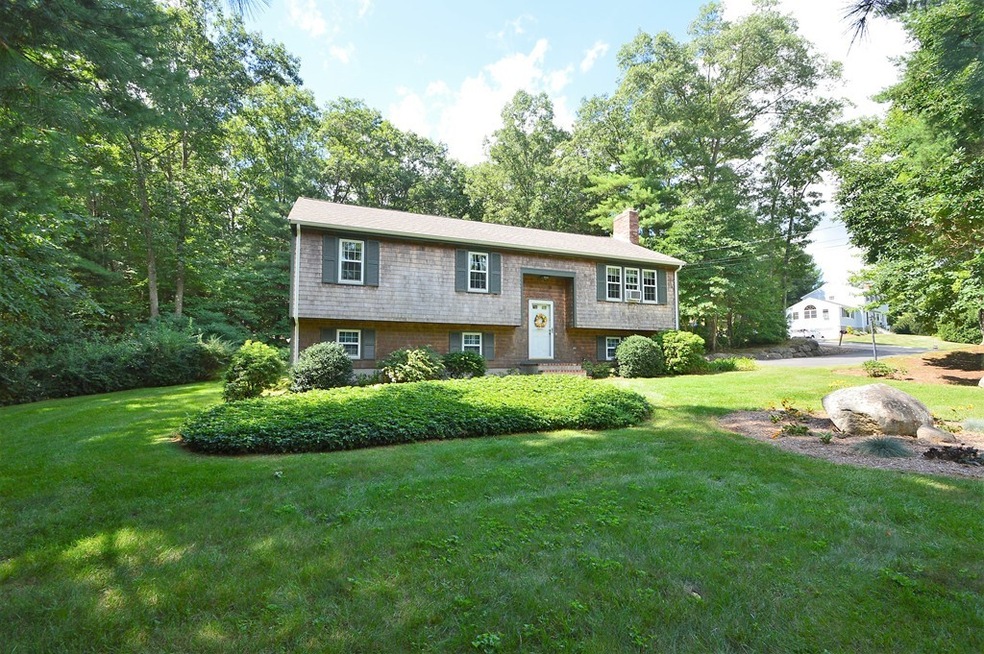 11 Longhill Rd, Franklin, MA 02038 - photo 1