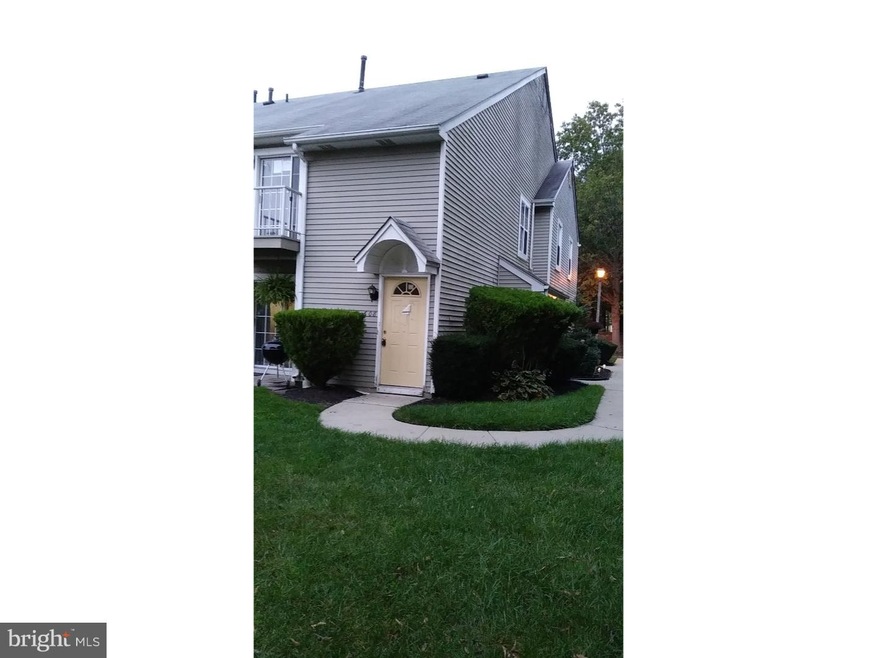 608 Yorkshire Ct unit 608, Sewell, NJ 08080 - photo 1