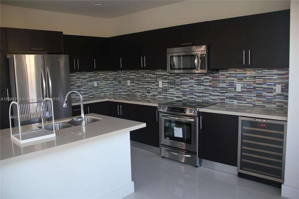 6925 NW 104th Ct, Miami, FL 33173 - photo 1