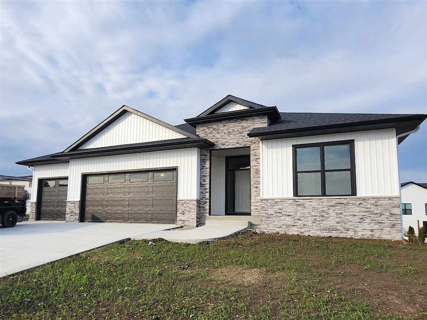 For Sale $945,000 • Co-Listing Agent