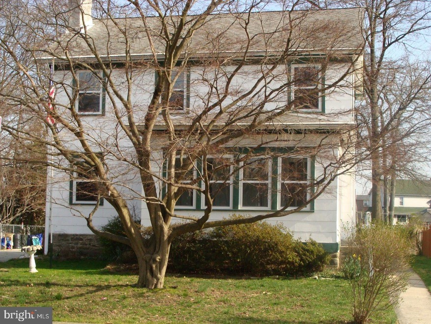 608 W Magnolia Ave, Aldan, PA 19018 - photo 1