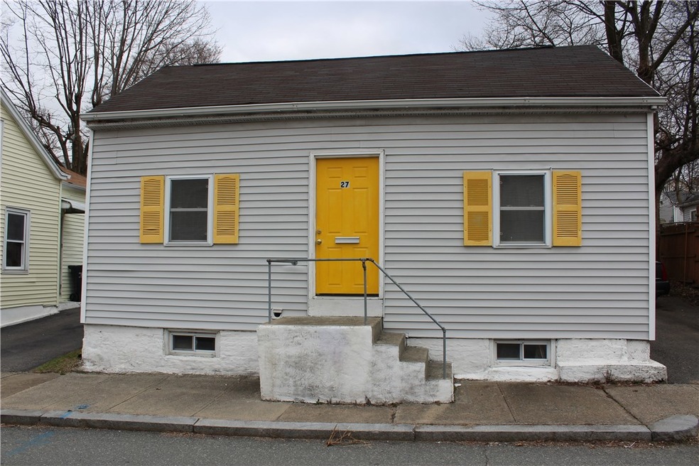 EXTERIOR FRONT