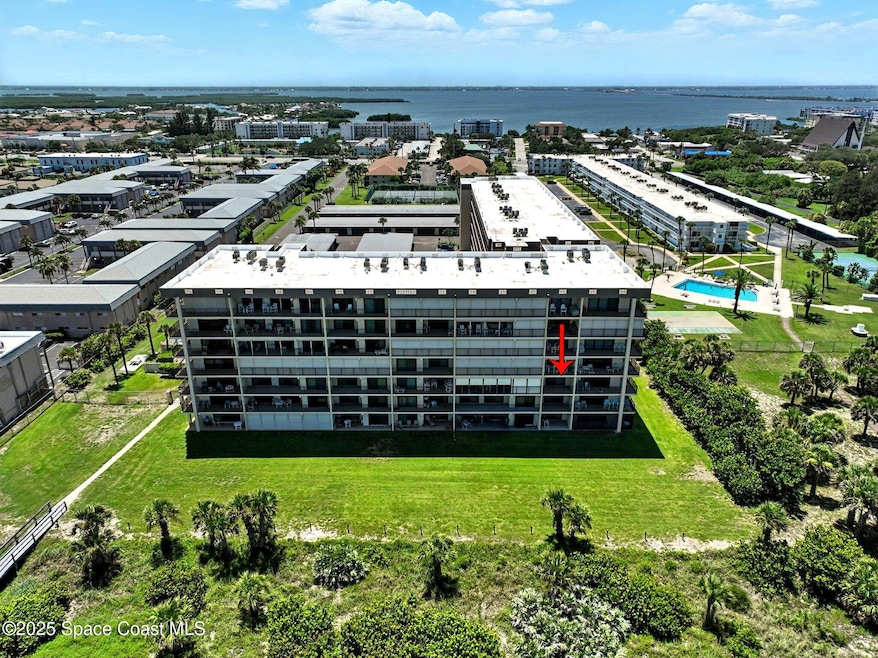 DIRECT OCEAN FRONT