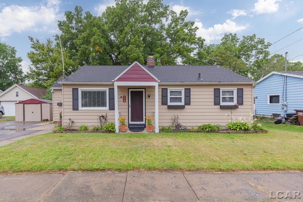 519 Company St, Adrian, MI 49221 - photo 1