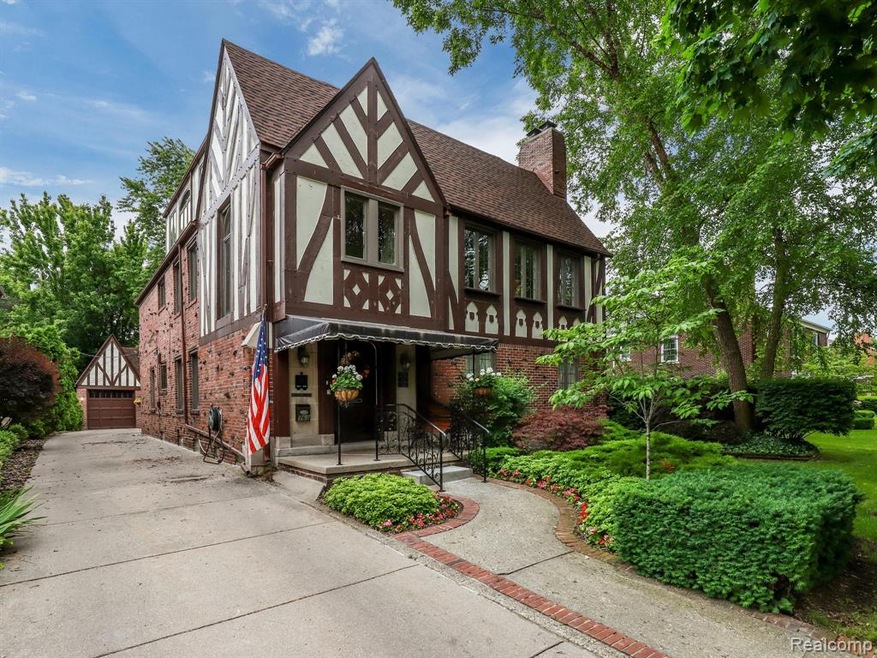 764 Harcourt Rd Grosse Pointe-069-068-764 Harcourt