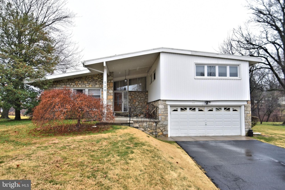 526 General Patterson Dr, Glenside, PA 19038 - photo 1