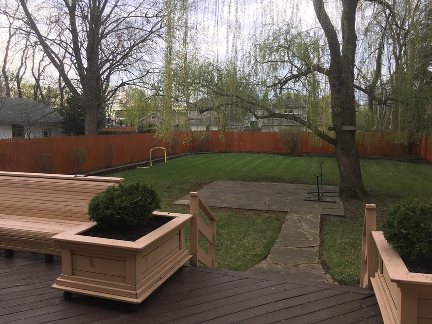 1665 Wicke Ave, Des Plaines, IL 60018 - photo 1