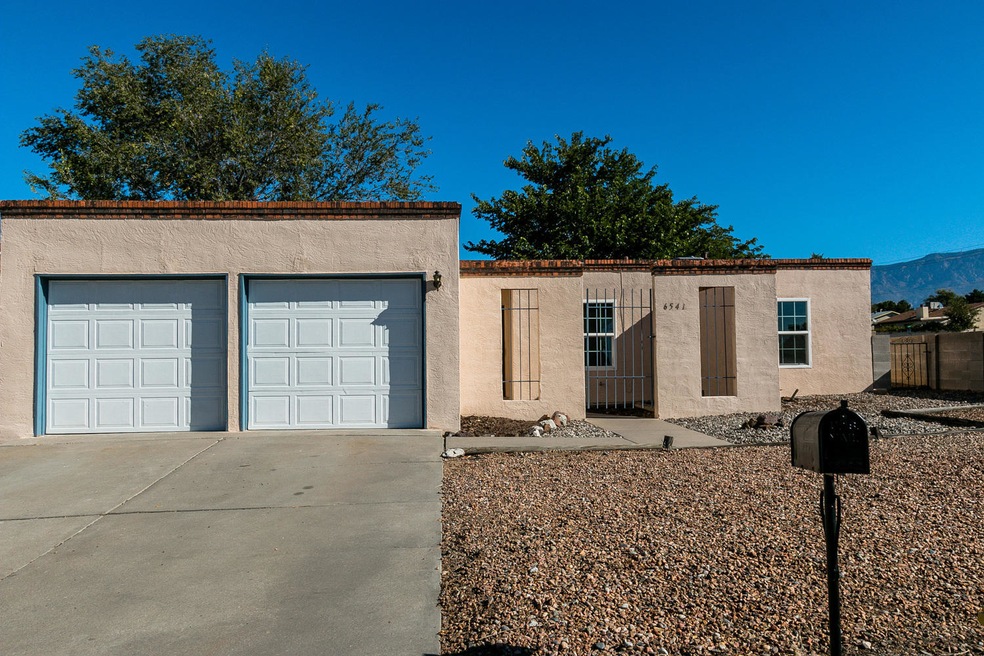 6541 Esther Ave NE, Albuquerque, NM 87109 - photo 1