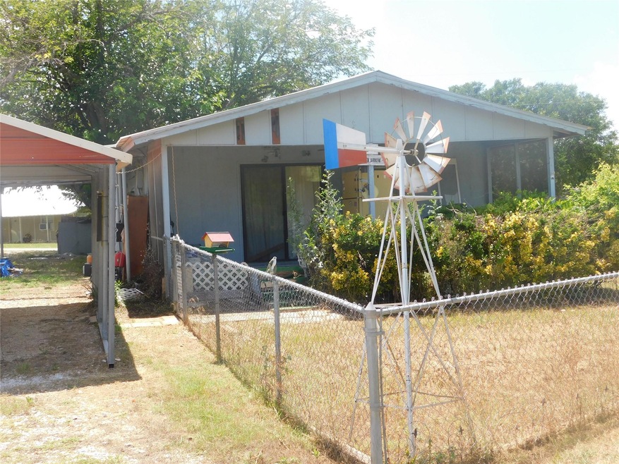 301 Broken Arrow, Comanche, TX 76442 - photo 1