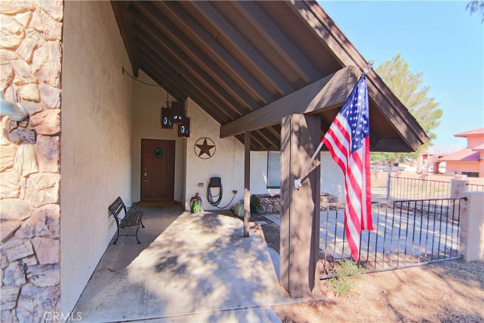 12533 Fairway Rd, Victorville, CA 92392 - photo 1