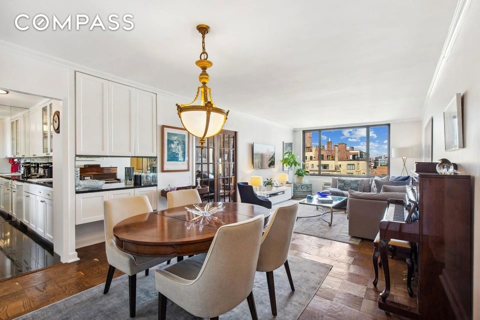 Carnegie Towers unit 18A, New York, NY 10128 - photo 1