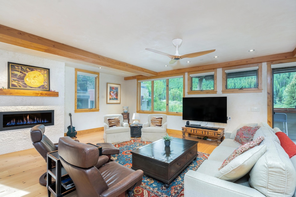 Pending $6,500,000 • Co-Listing Agent