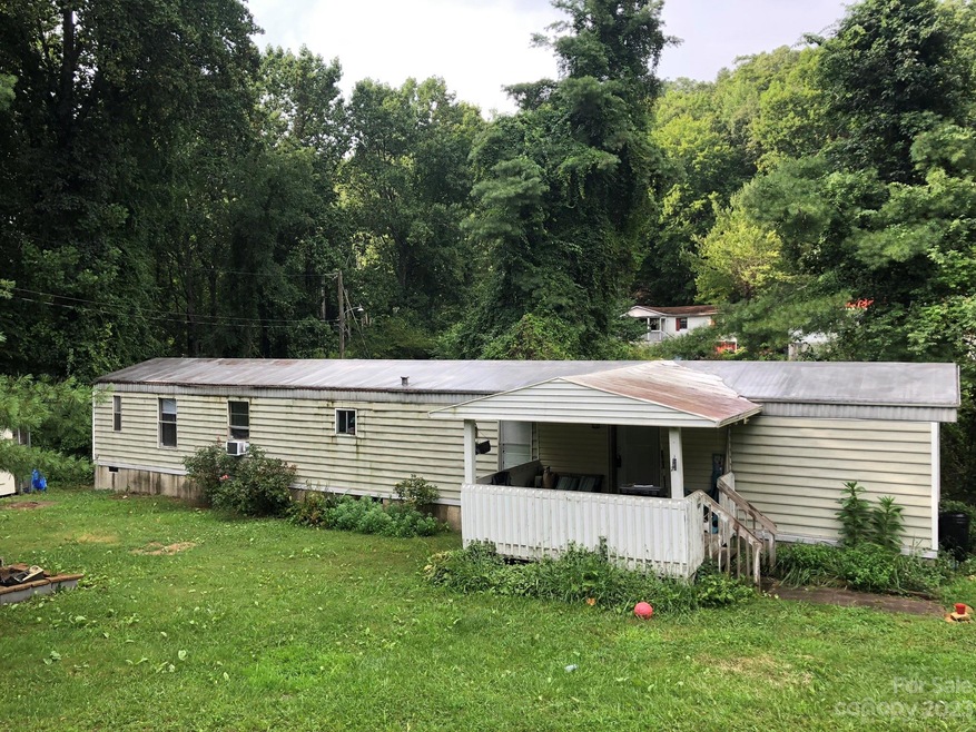 28 Massey Rd, Hendersonville, NC 28792 - photo 1