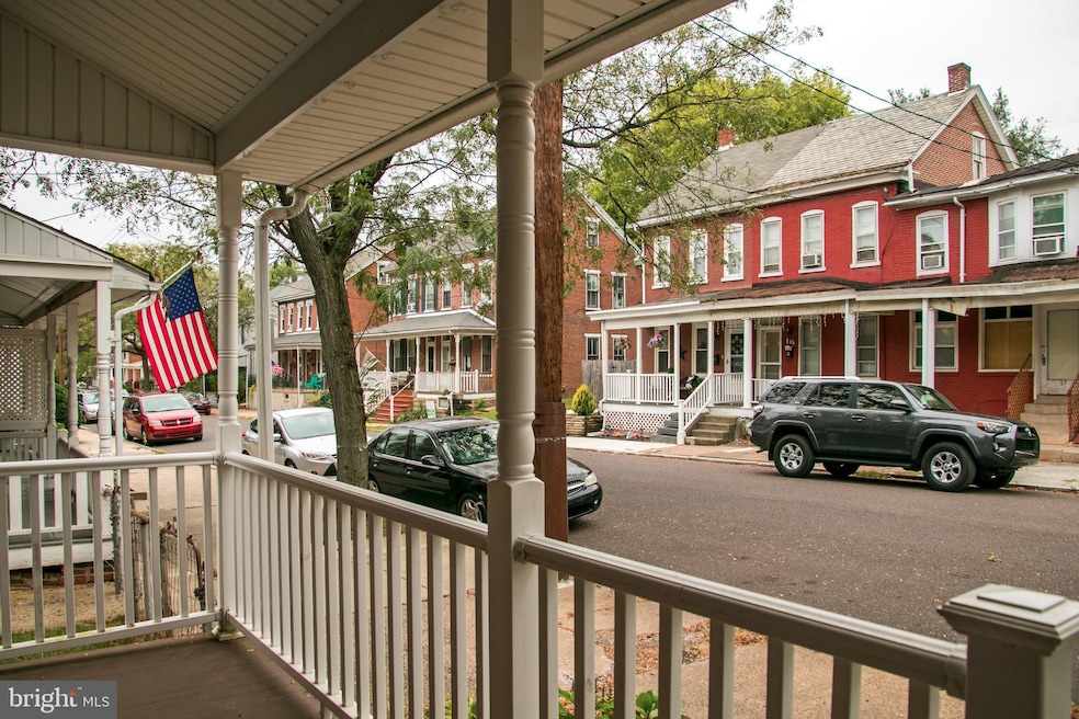14 W 5th St, Pottstown, PA 19464 - photo 1