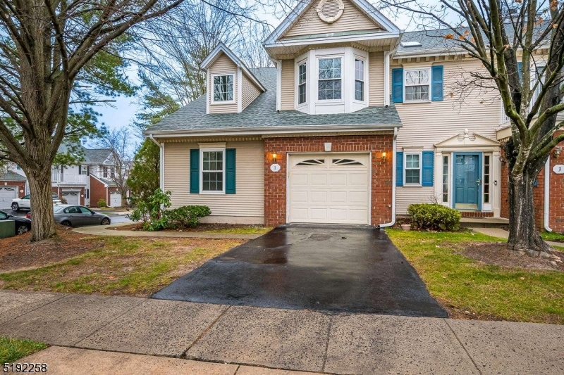 1 Jade Ct, Franklin Park, NJ 08823 - photo 1