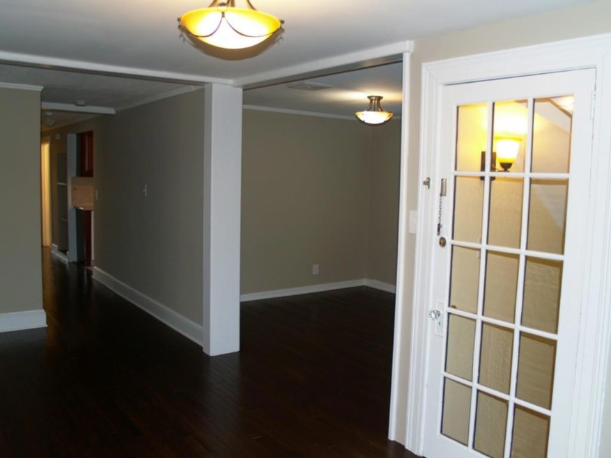 81 Maplewood Ave, West Hartford, CT 06119 - photo 1