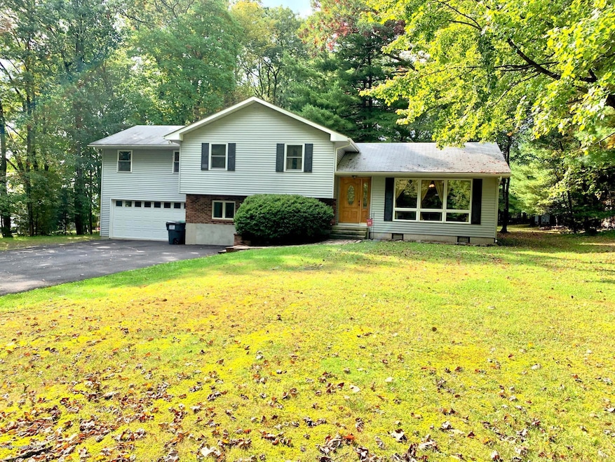 183 Maltese Rd, Effort, PA 18330 - photo 1