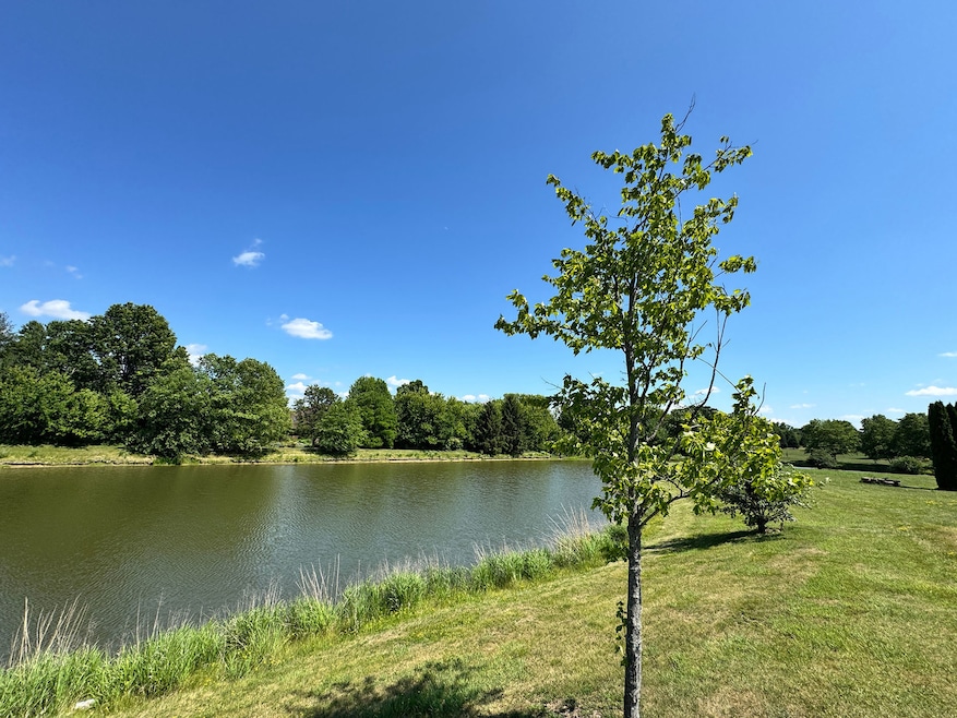 24 Autumn Ct, Saint Charles, IL 60175 - photo 1