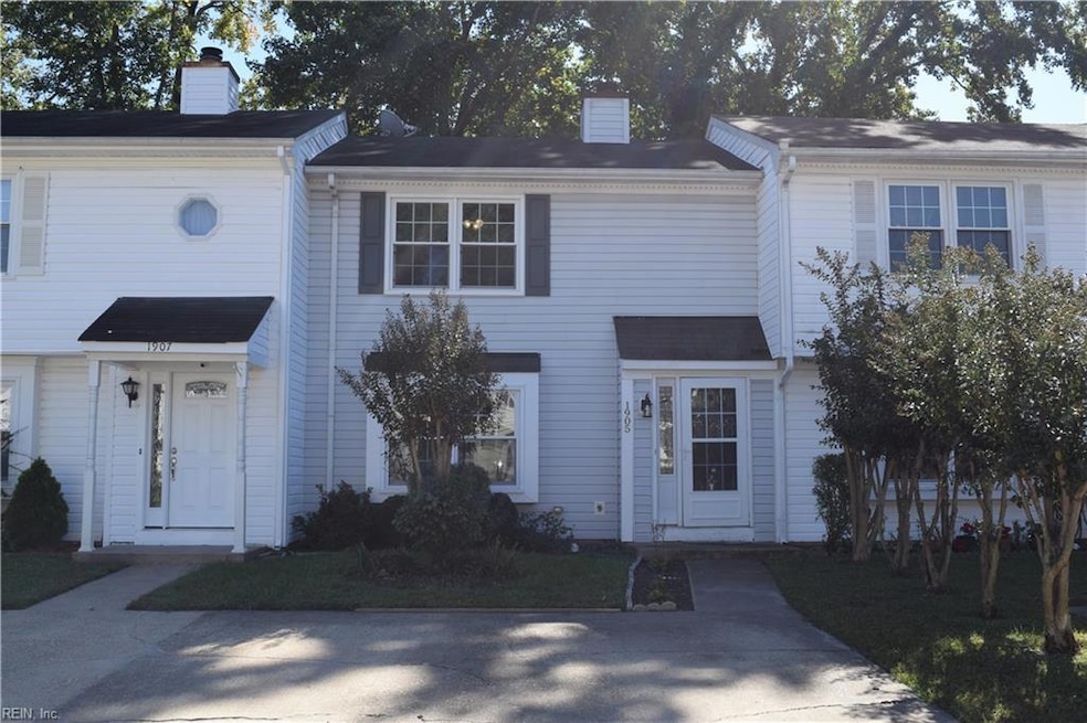 1905 Devonwood Common, Chesapeake, VA 23320 - photo 1