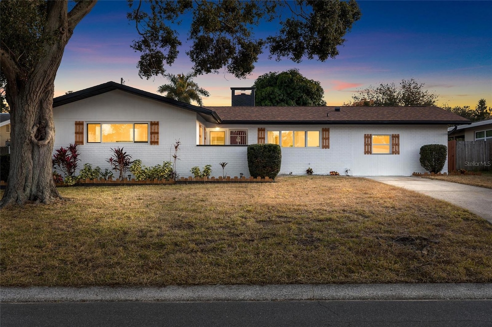 1711 Patlin Cir S, Largo, FL 33770 - photo 1