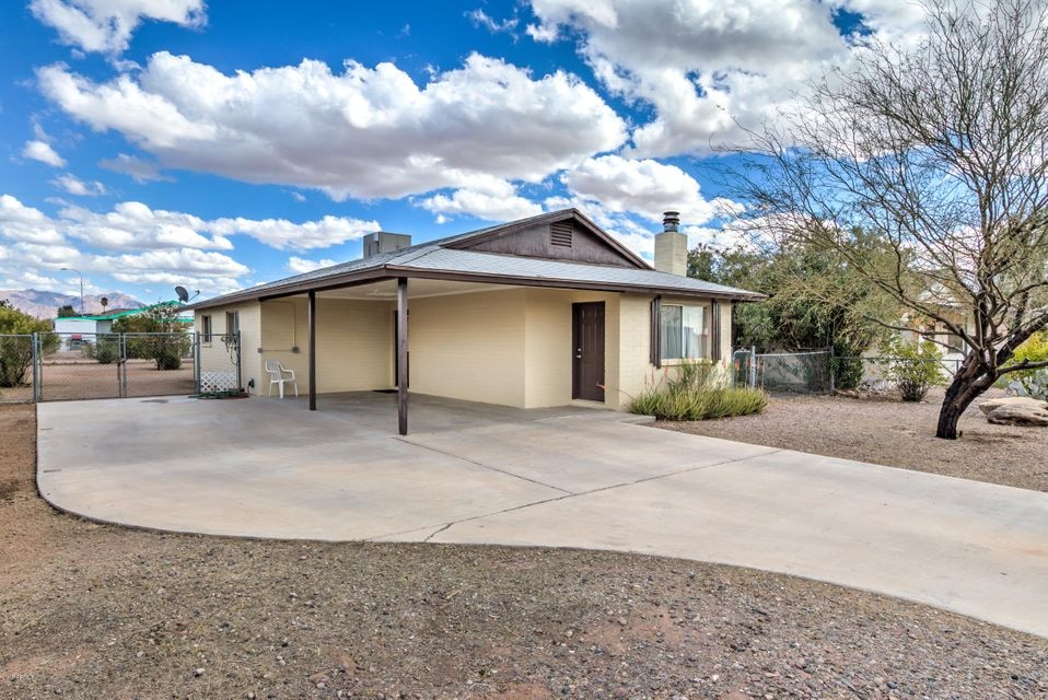 925 N Ocotillo Dr-3