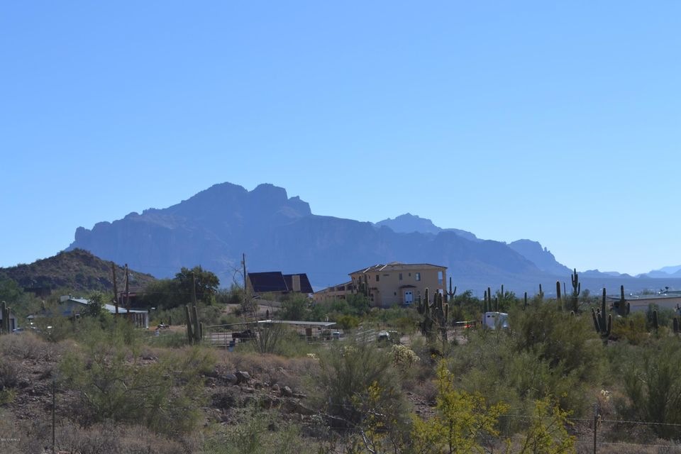 Views of the Superstition Mountains