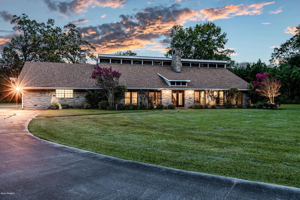 front of house mls