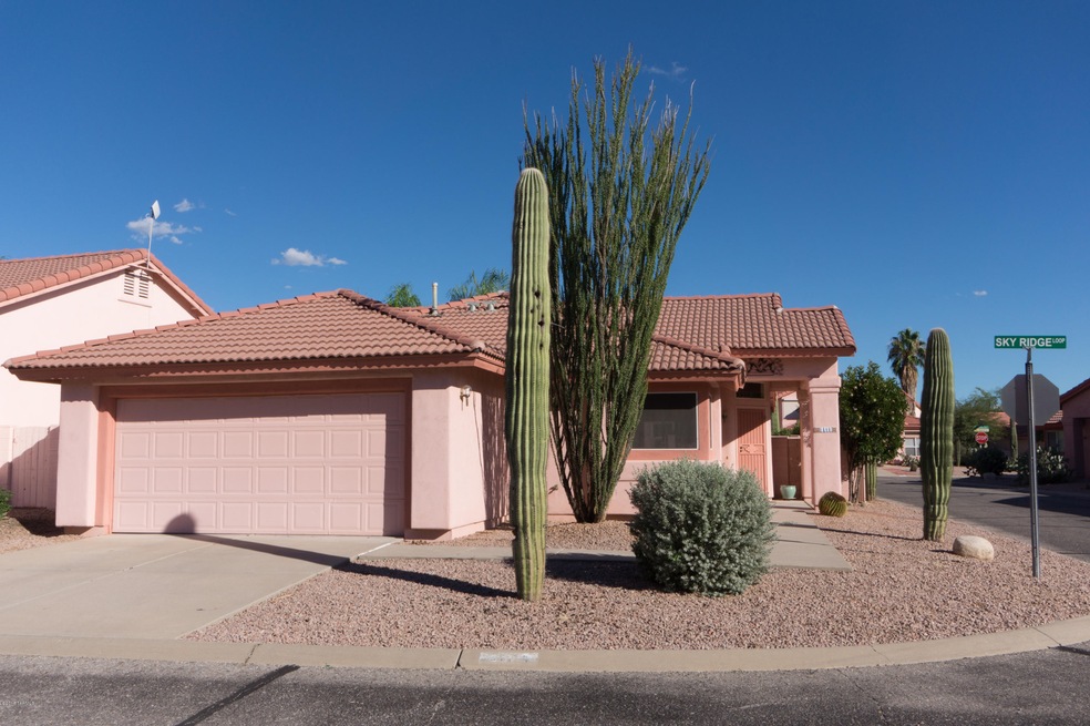 BEAUTIFUL TILE ROOFED HOME