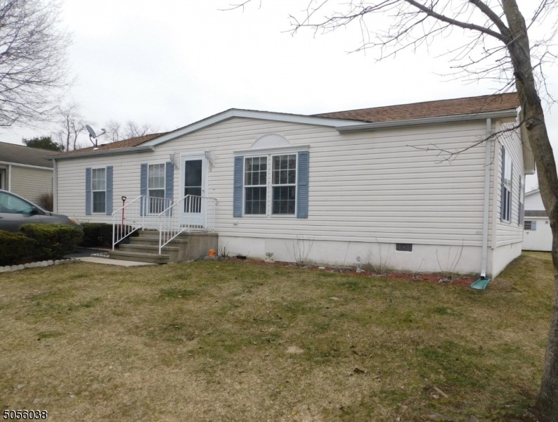 4 Edelweiss Way, Belvidere, NJ 07823 - photo 1