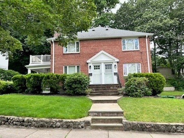 121 Withington Rd unit 1, Newtonville, MA 02460 - photo 1