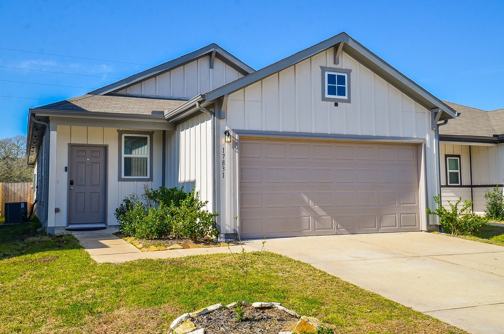 17831 Plow Horse Ln, Hockley, TX 77447 - photo 1